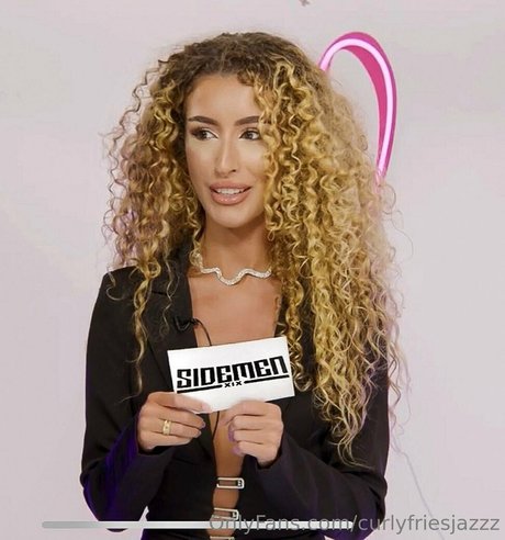 curlyfriesjazzz model hot images