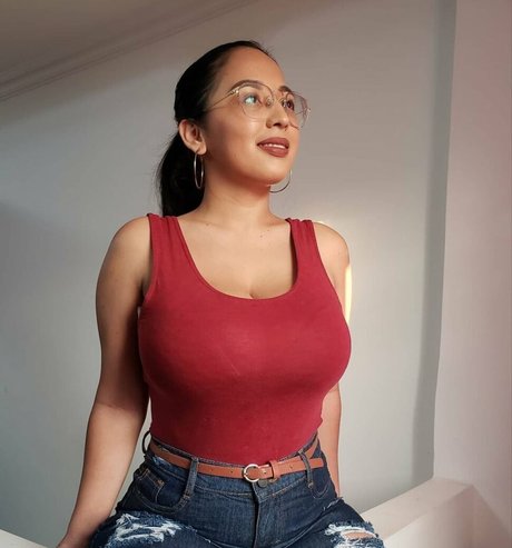 Karen Pinargote Torres pornstar art picture