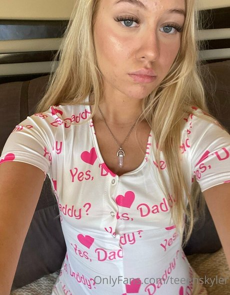 teeenskyler naked model galleries