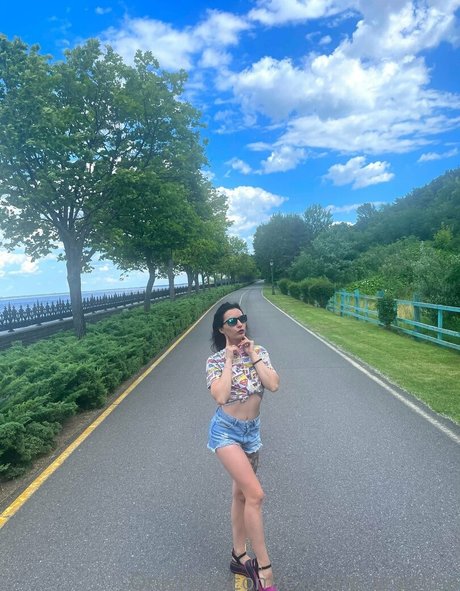 exciting angela model high quality pics