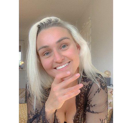 bikiniwarriorgb star nudes photos