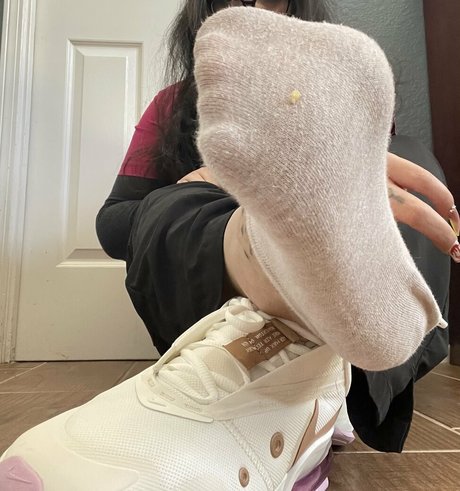 servingfet hot actress pics