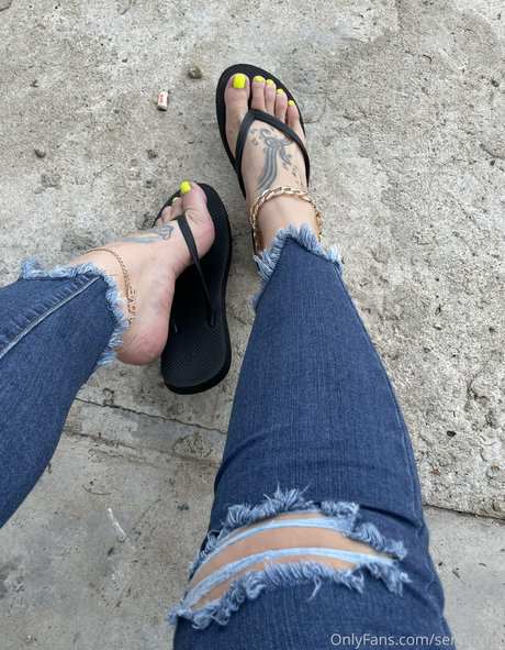 servingfet Profile pic