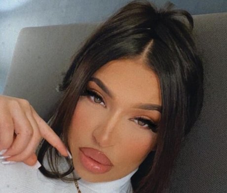 Arabiiandoll hot pornstar archive