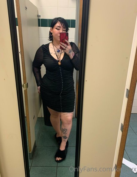 kirbyxx nudes model pictures