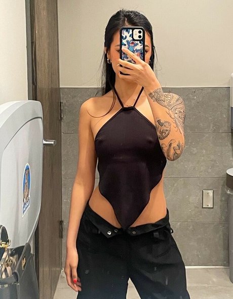 Roseunhinged pretty pornstar images