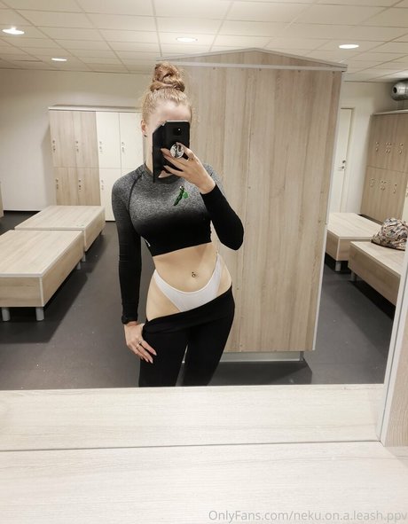 neku on a leash ppv art model pictures