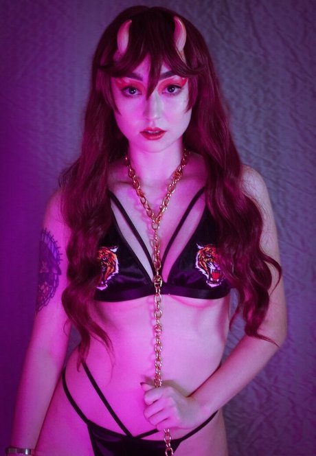 icbothsides star sexy photo