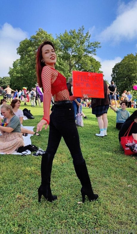 TuhmaMyy pornstar nudes pictures