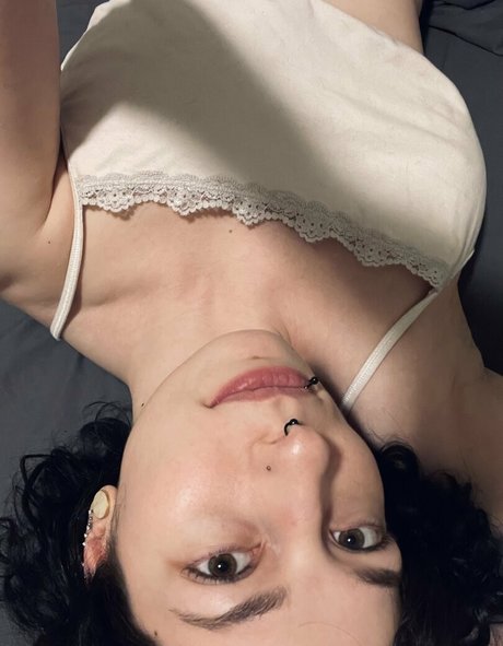 ghostlygothx sexy actress img