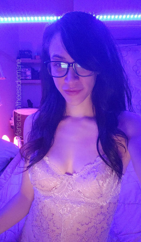 theesadiemarie hd actress pictures