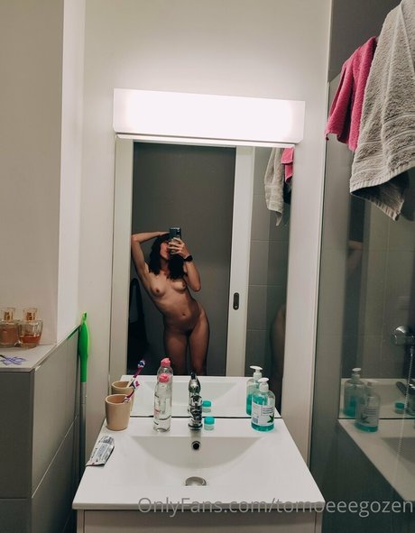 tomoeeegozen top pornstar galleries