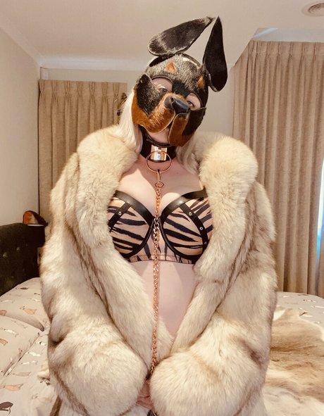 thylasaur model porn gallery