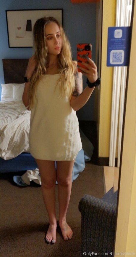 blamevalerie perfect model pics