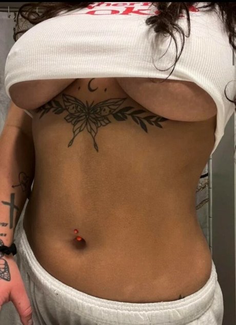 Meya Taylor_ star beautiful galleries