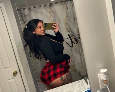 Meya Taylor_ model xxx image