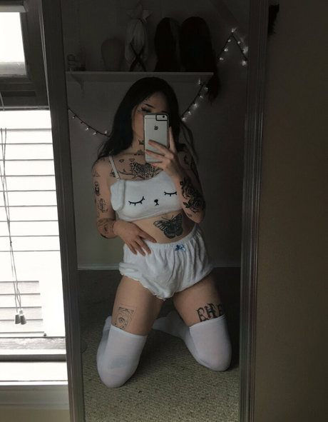 veeginas free model photos