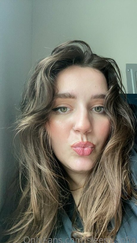 sleepy sofia high quality star archive