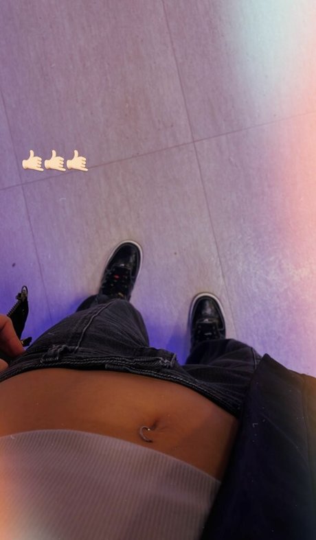 Paula Nobre exclusive star archive