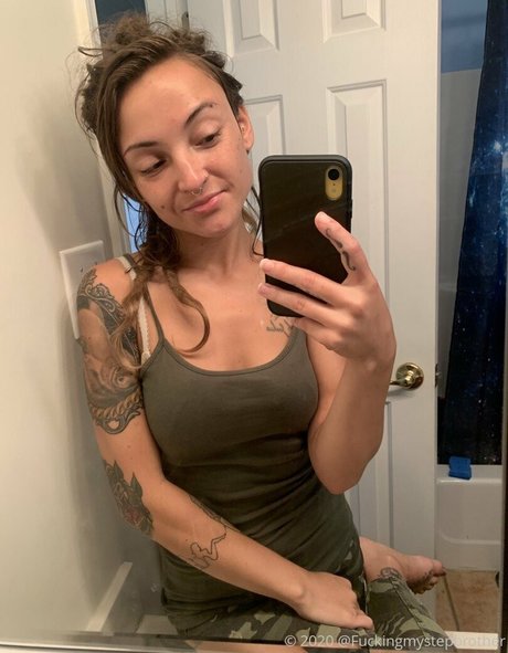 fuckingmystepbrother best actress pics