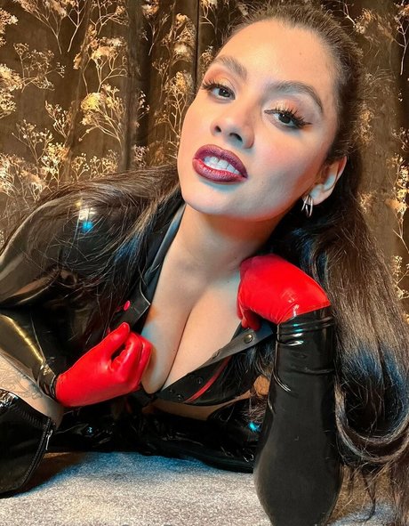 therubberbabe sex pornstar pictures