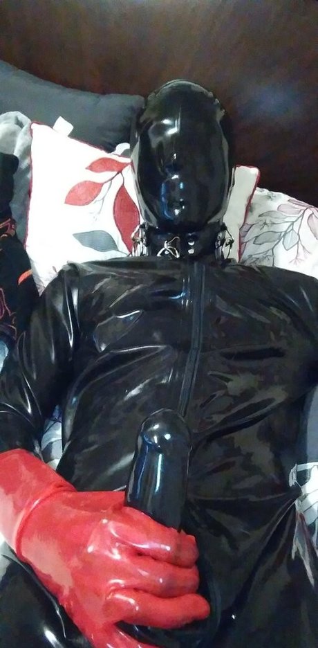 sir latexman star sexy photos