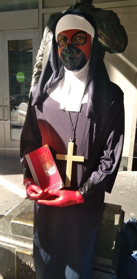 sir latexman model art gallery