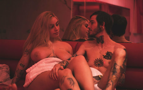 mwndstef art actress photo