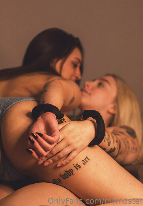 mwndstef hd actress pics