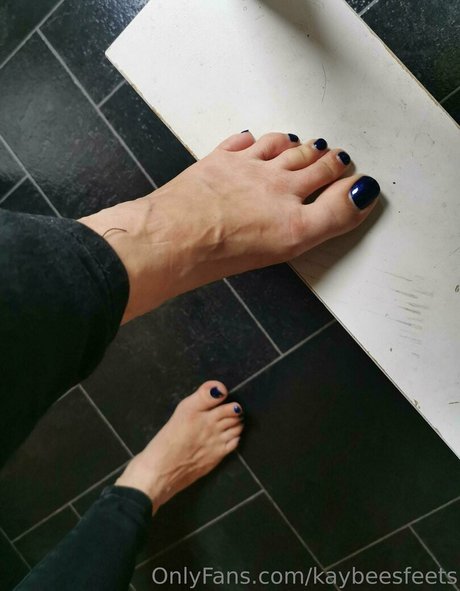 kaybeesfeets sex actress photos