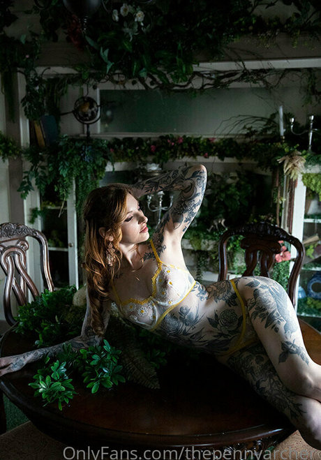 thepennyarcher star naked photo