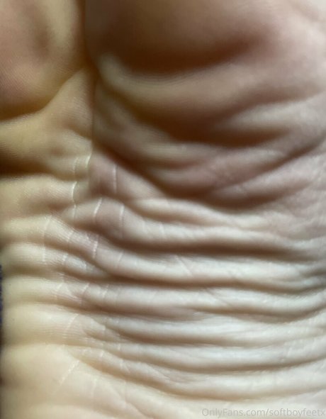 softboyfeetx model beautiful images