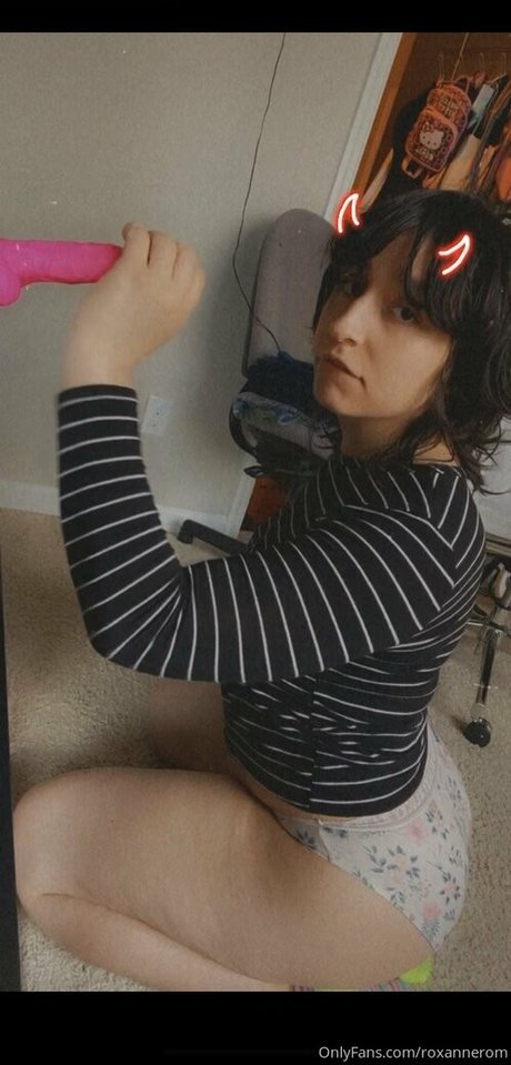 roxannerom pretty star pictures