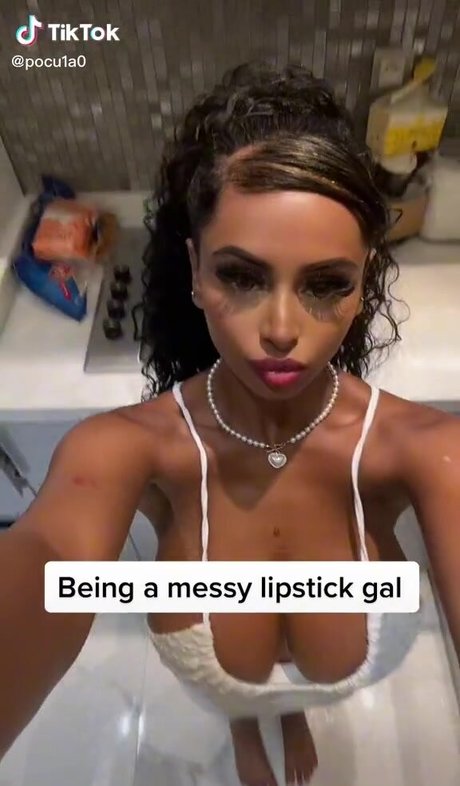 Pocula xxx actress photos