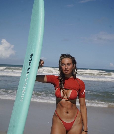 Madison Suddaby perfect model photo