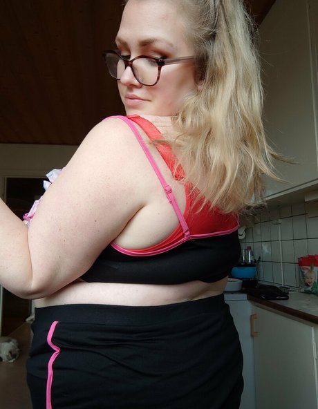 swedishbutterball Profile pic