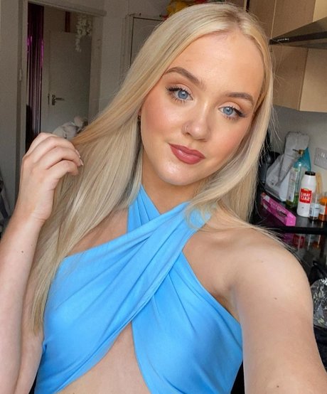 Ellen Peters free actress photos