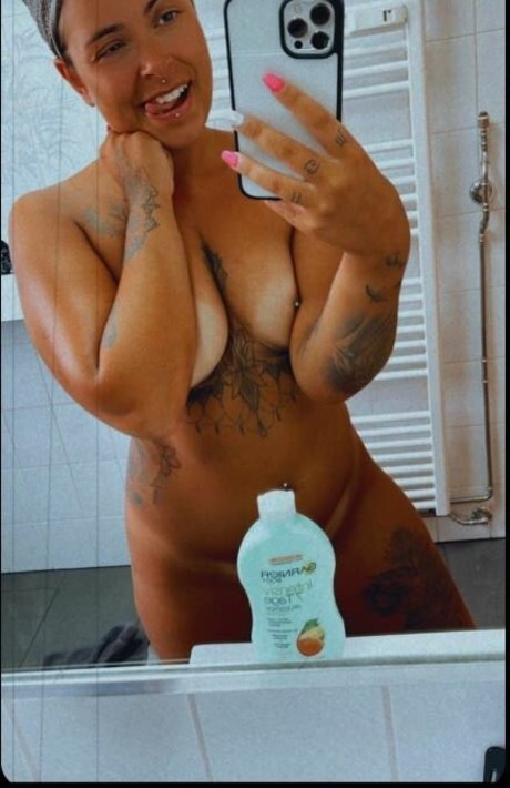 Mandygriffen star beautiful pic