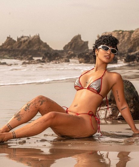 Shenseea star nice galleries