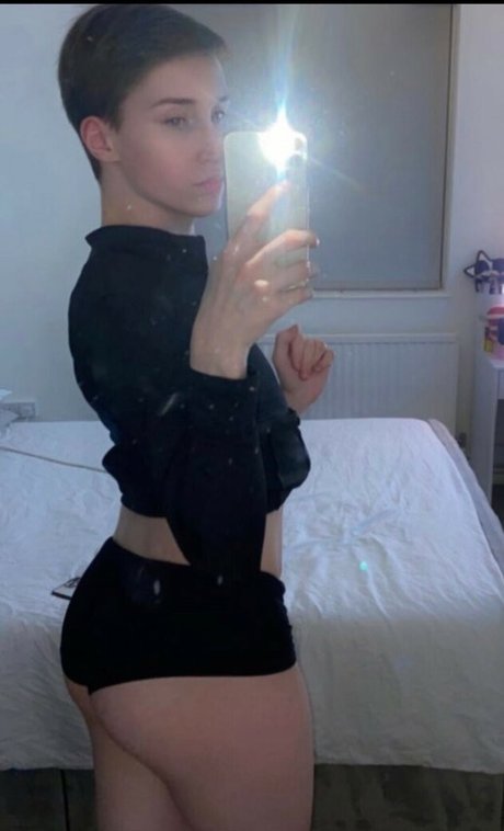 Harvspierce nice model image