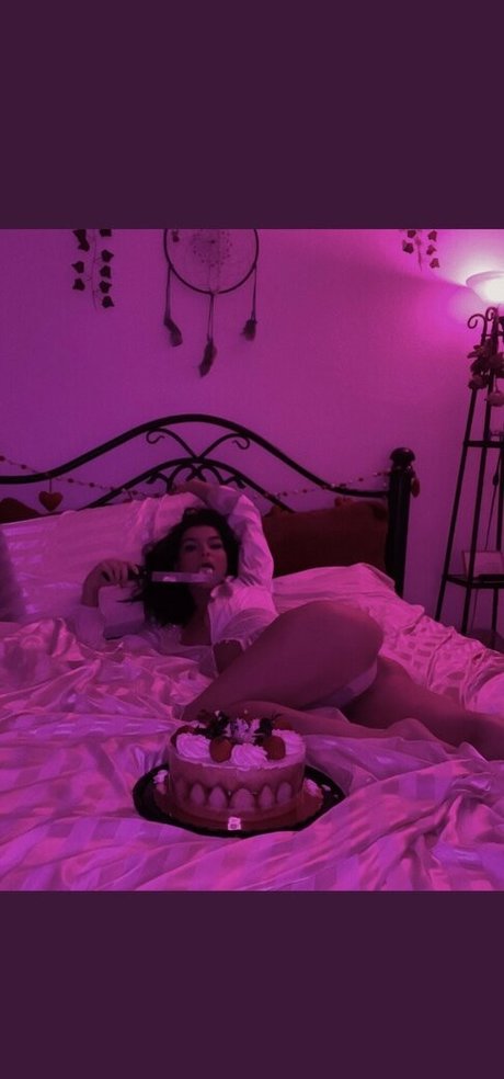 Rilie Timmons star perfect image