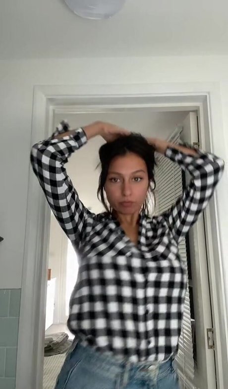 petite nude onlyfans porno image