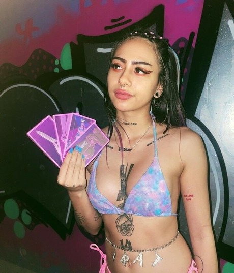 Babyhobo art actress images