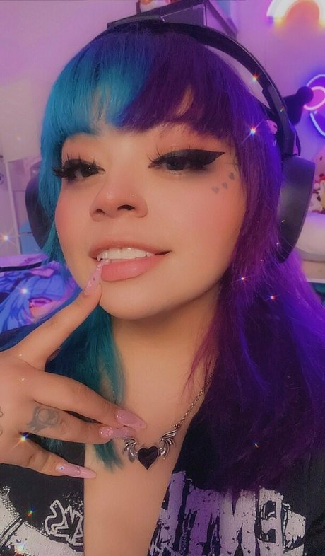 kawaiigrin nudes model photo