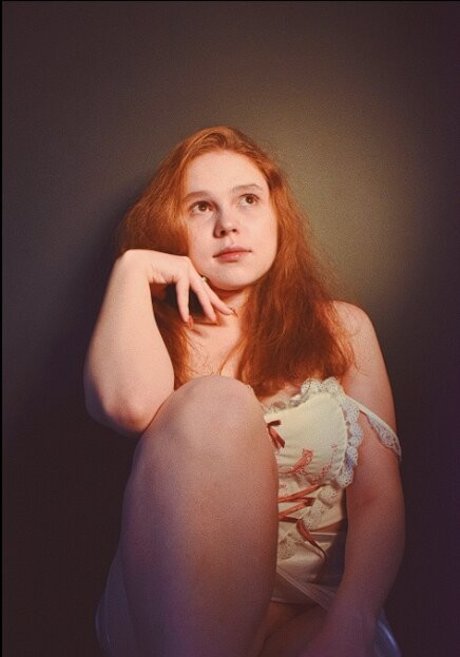 Marry Blush erotic actress galleries