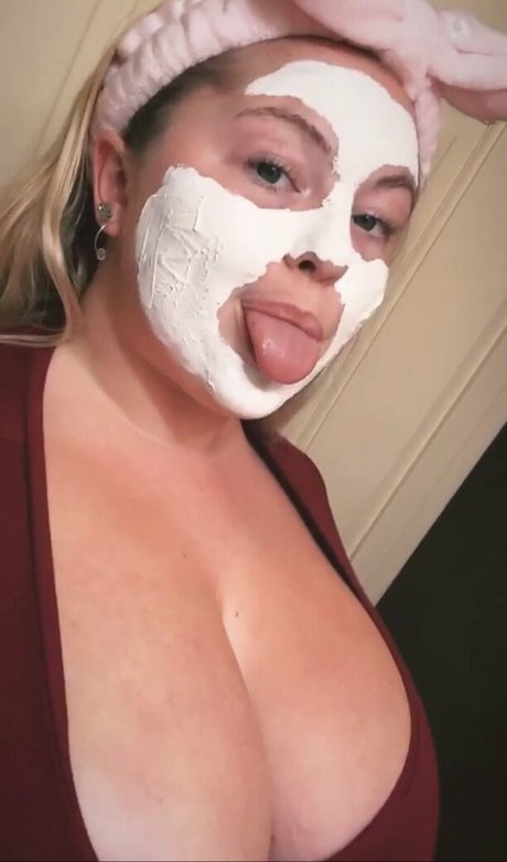 cute redhead onlyfans sexy nudes images