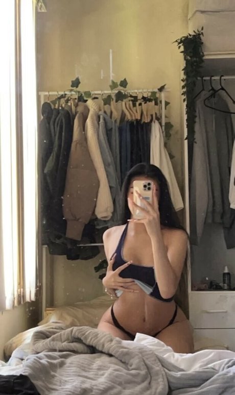 Kamilla Wong erotic star picture