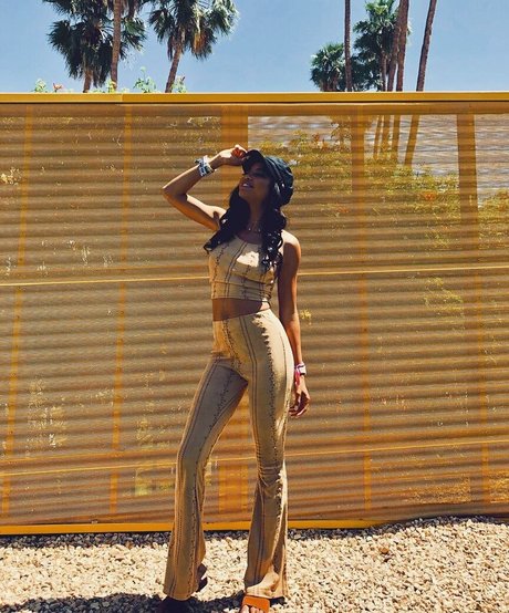 Camille Hyde perfect pornstar img