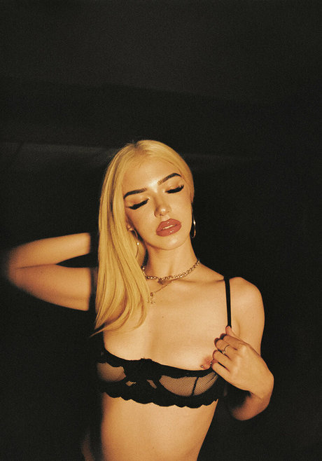 Dieyoucuck hd star archive