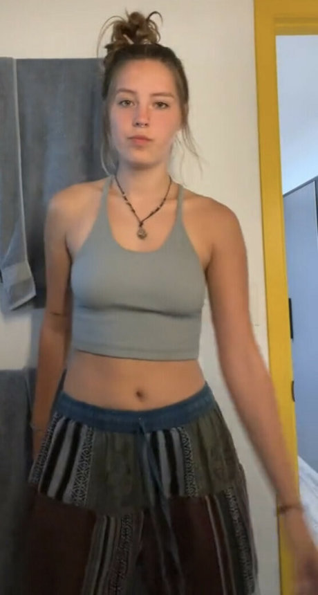 Peyton Coffee pornstar adult image